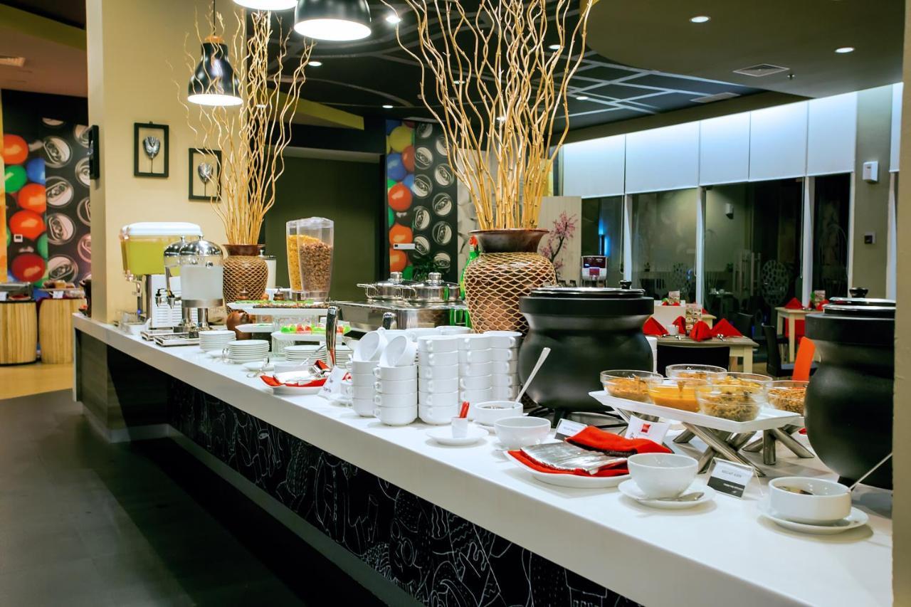 Ibis Surabaya City Center Luaran gambar