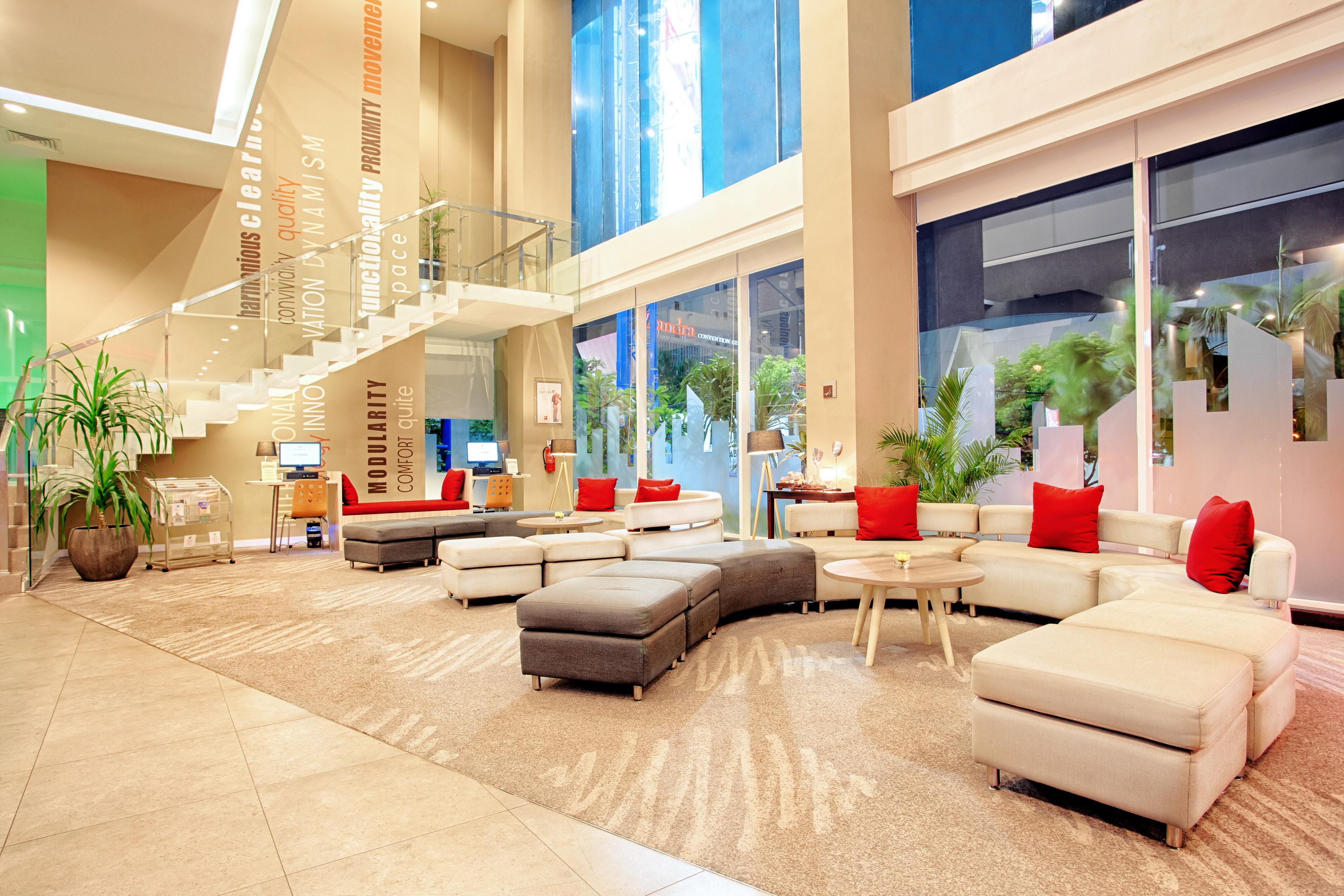 Ibis Surabaya City Center Luaran gambar