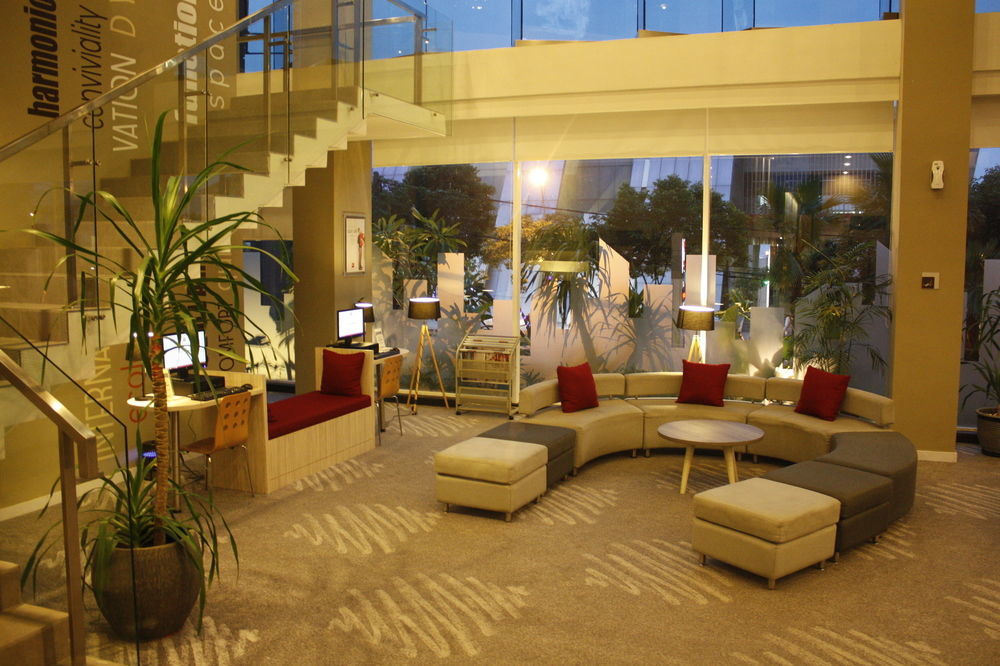Ibis Surabaya City Center Luaran gambar