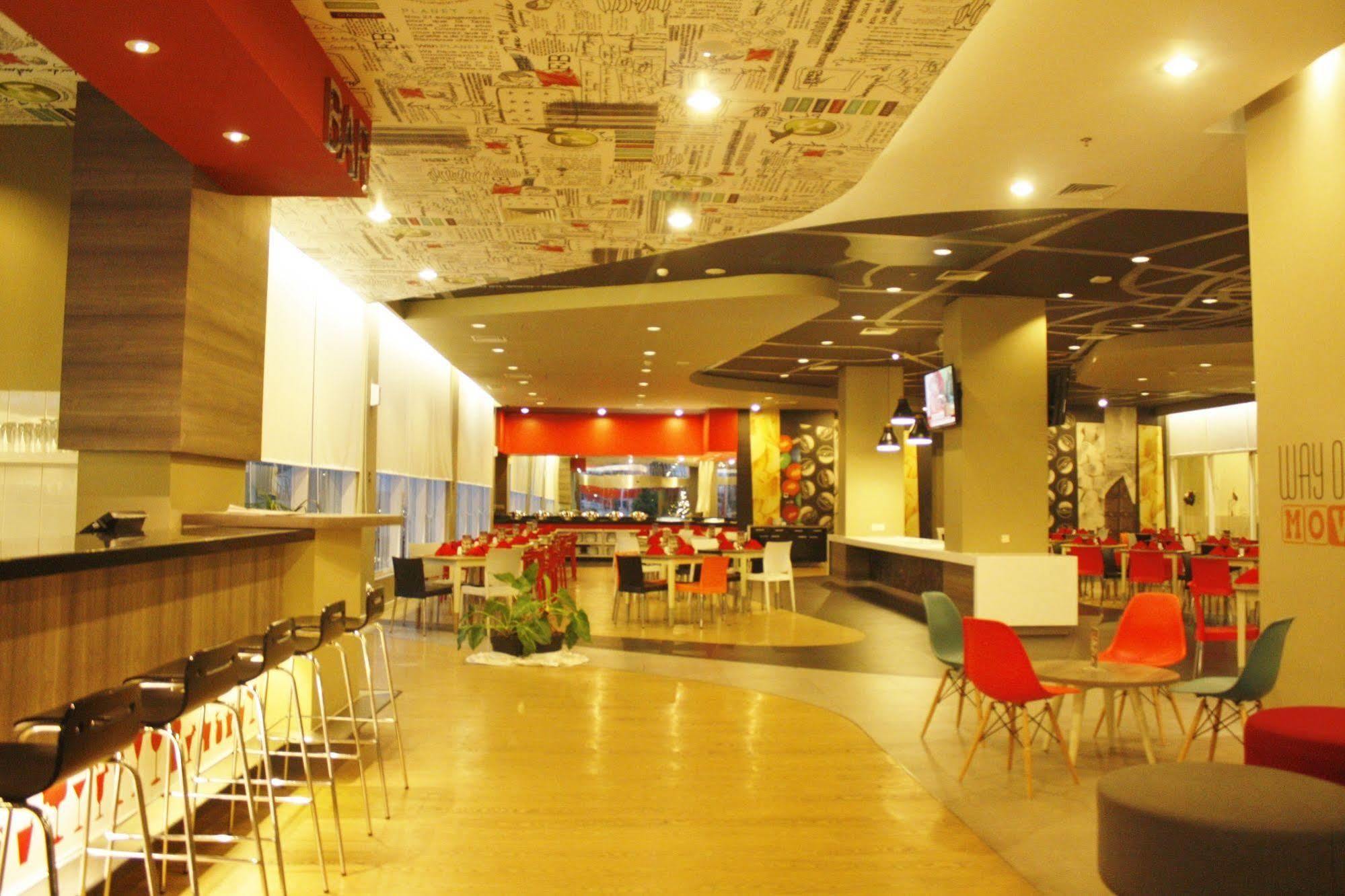 Ibis Surabaya City Center Luaran gambar