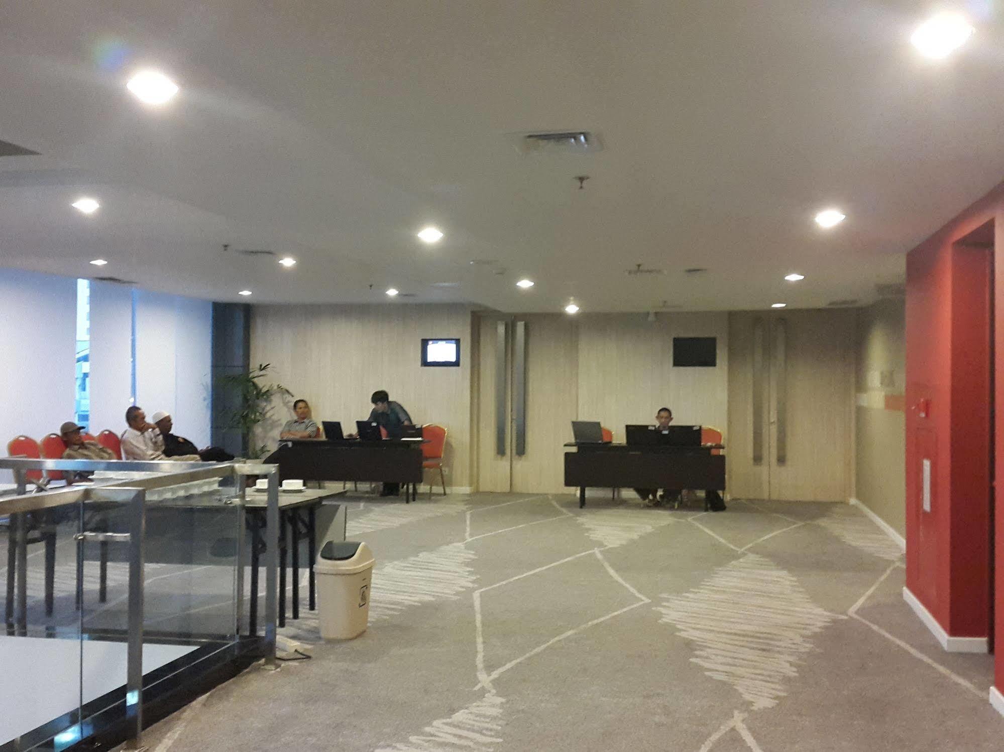 Ibis Surabaya City Center Luaran gambar