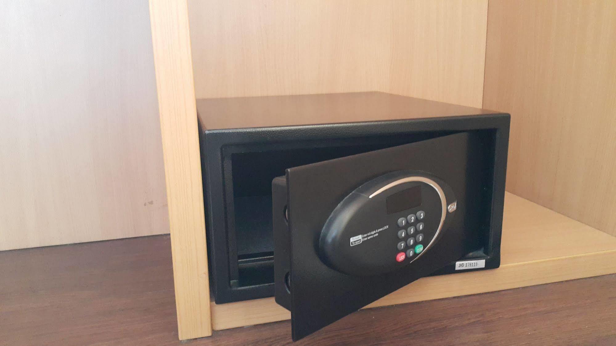 Ibis Surabaya City Center Luaran gambar